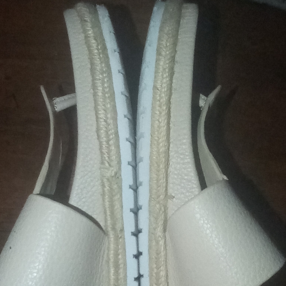 Sandals - Picture 4 of 9
